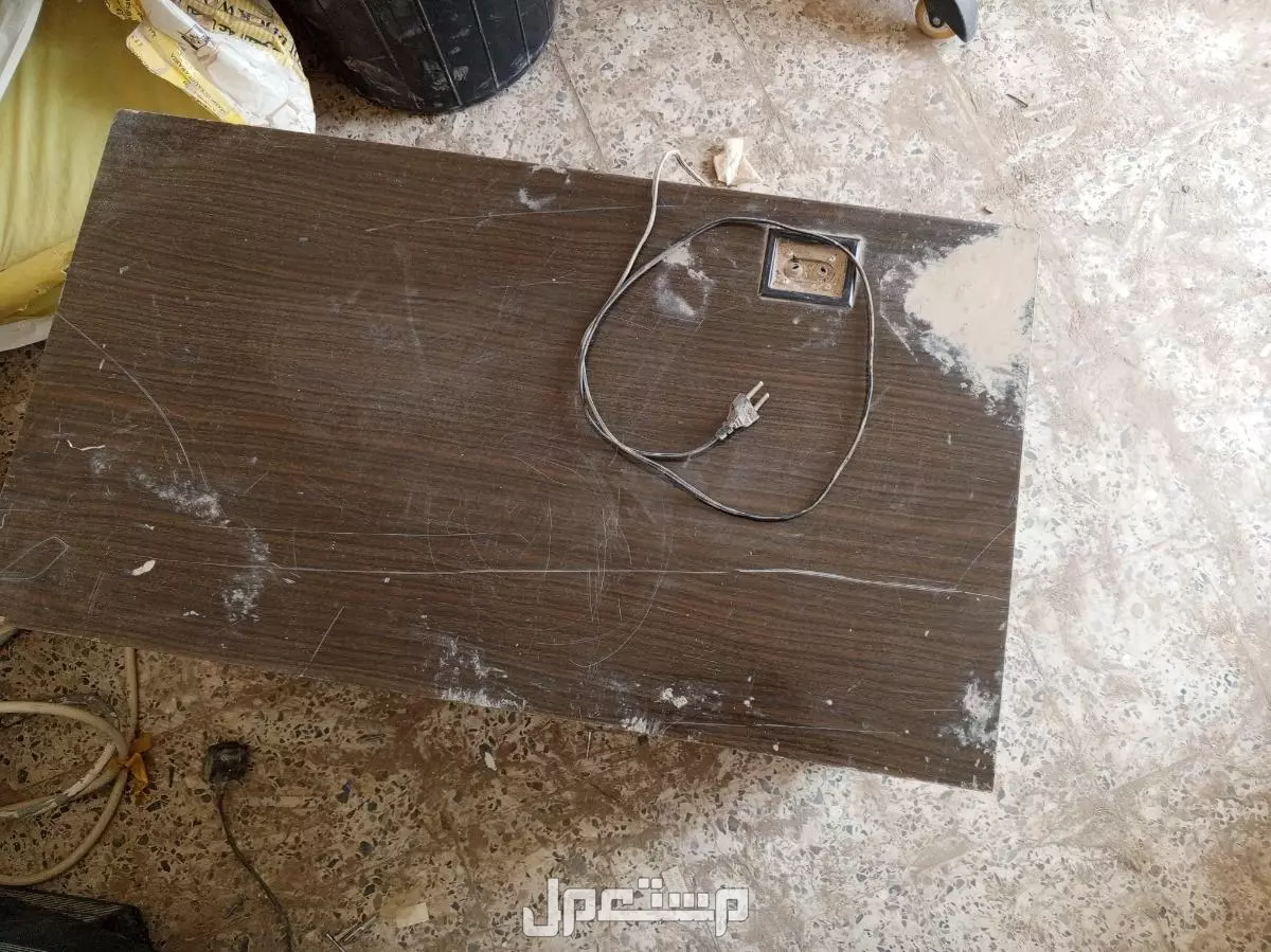 تلفزيون قديم الوان بني كهرباء 110 للبيع أيام زمان