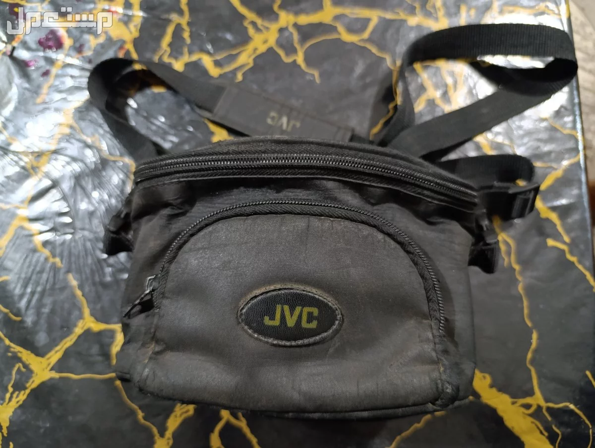 كاميرا JVC للبيع في الشرقيه بسعر ألفين جنيه مصري