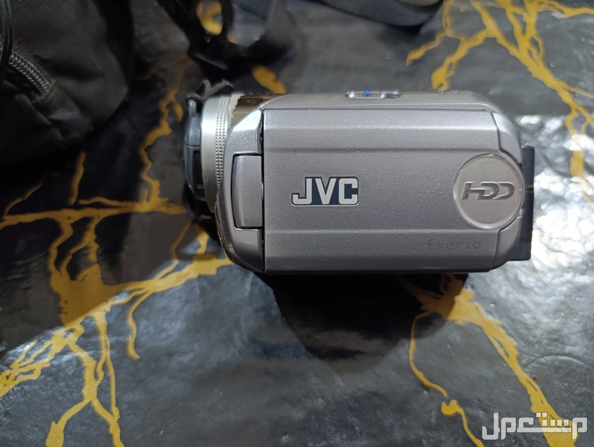 كاميرا JVC للبيع في الشرقيه بسعر ألفين جنيه مصري