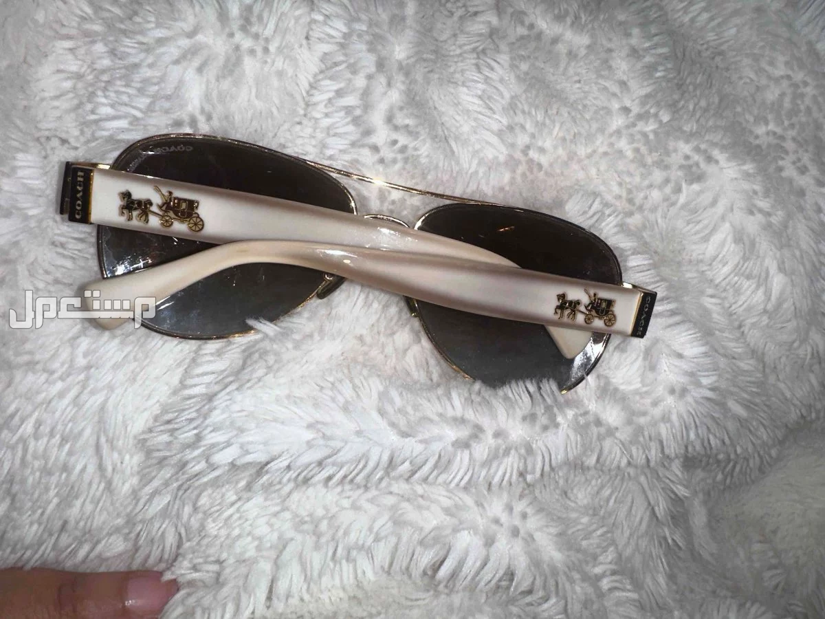 نظارات أصليه للبيع  في جدة بسعر 300 ريال سعودي