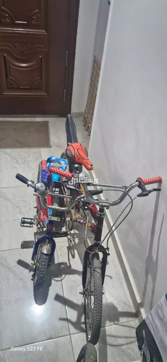 للبيع عجلتين مع بعض بحالة جيدة