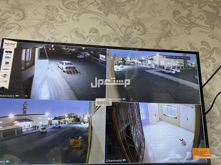 فني تركيب وصيانة شبكات كاميرات المراقبة و شبكات الانترنت وصيانتها it