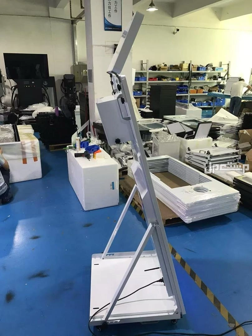 فوتو بوث 65بوصه للبيع بالطلب في الرياض