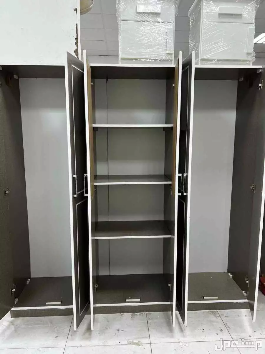 دولاب  في جدة بسعر 1300 ريال سعودي