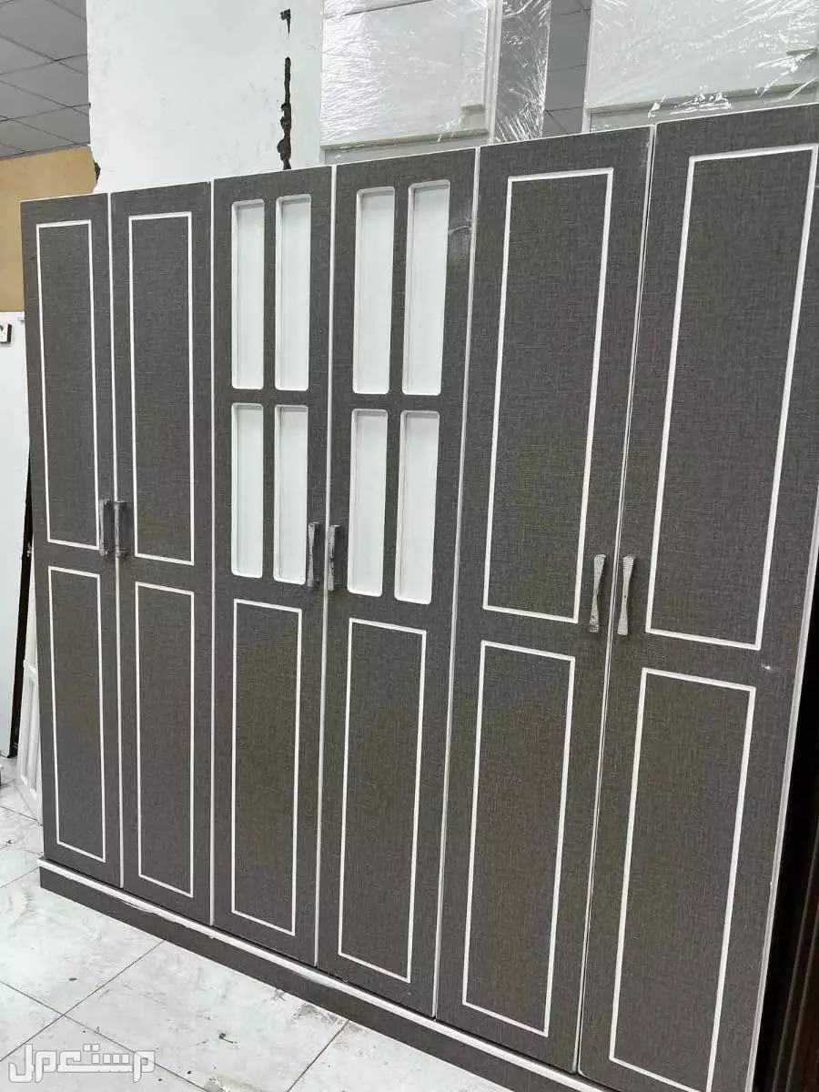 دولاب  في جدة بسعر 1300 ريال سعودي