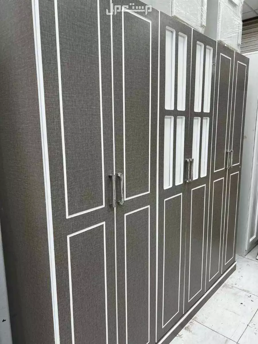 دولاب  في جدة بسعر 1300 ريال سعودي