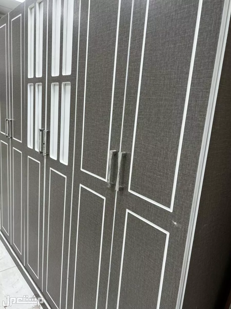 للبيع دولاب 6 درف وطني مستعمل مع التركيب والتوصيل