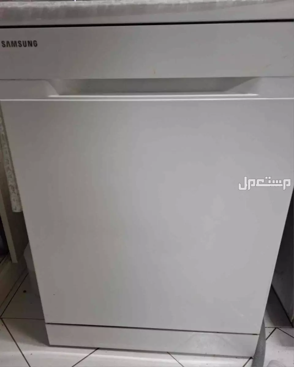 غسالة صحون(جلاية) في الرياض بسعر ألف ريال سعودي