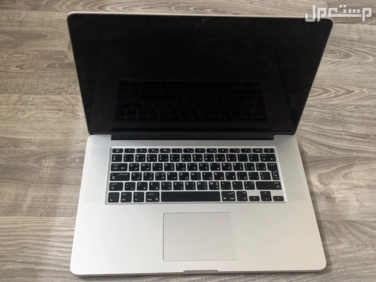 Macbook pro 2015 في مكة بسعر 4900 ريال سعودي