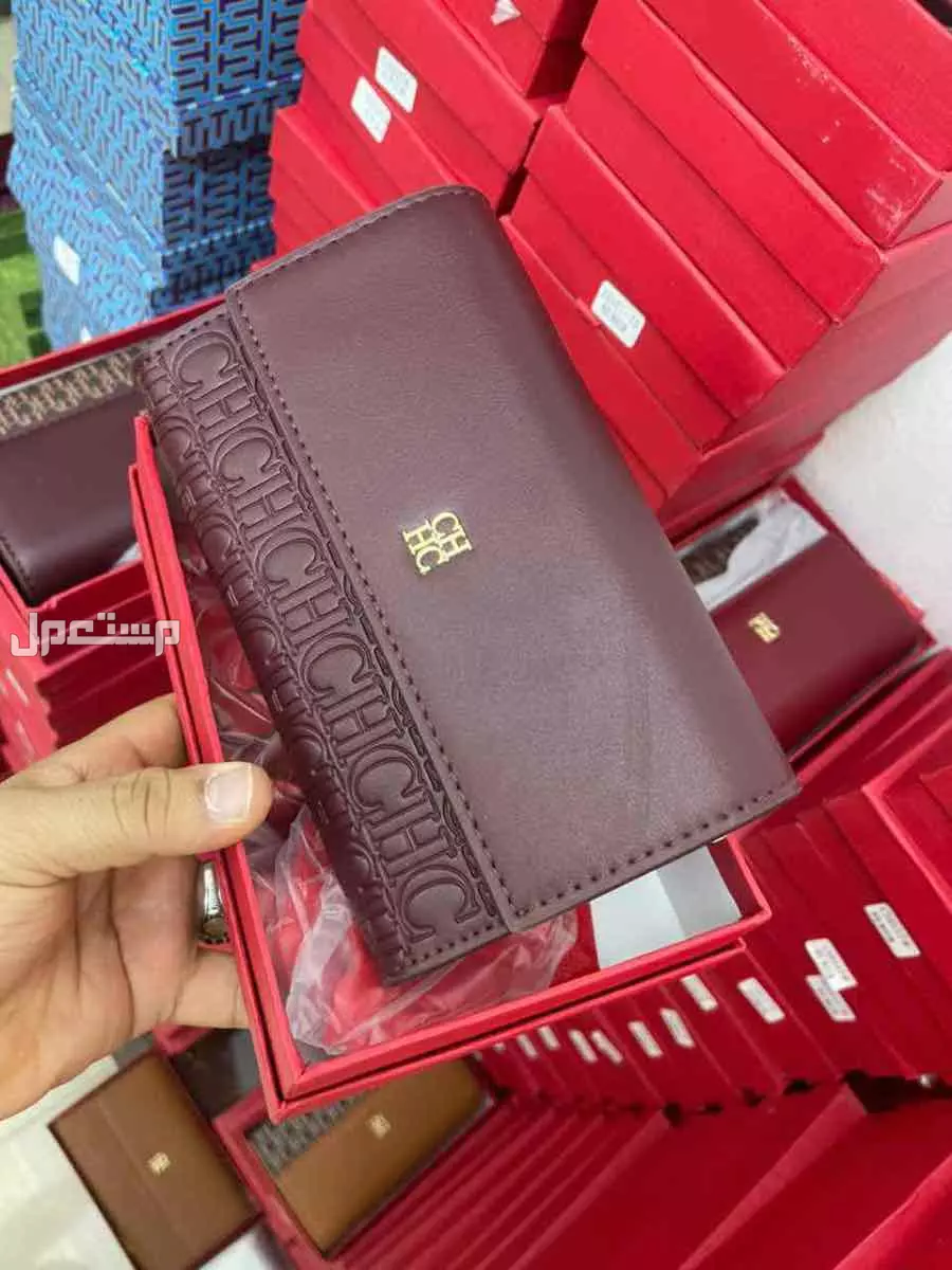 شنط ماركة كارولينا هريرا ماستر كوالتي مع البكس