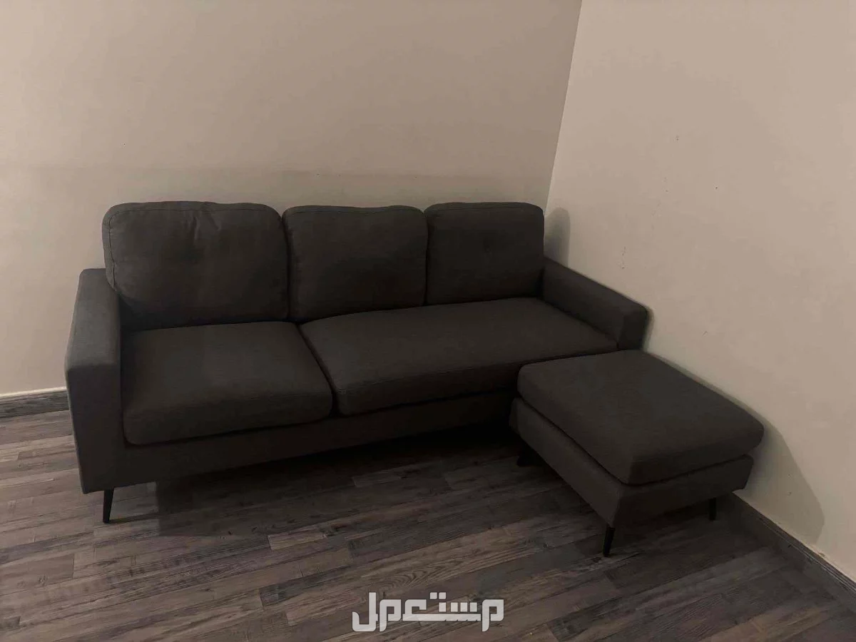 للبيع كنب رمادي أريكة في الرياض 1000 ريال