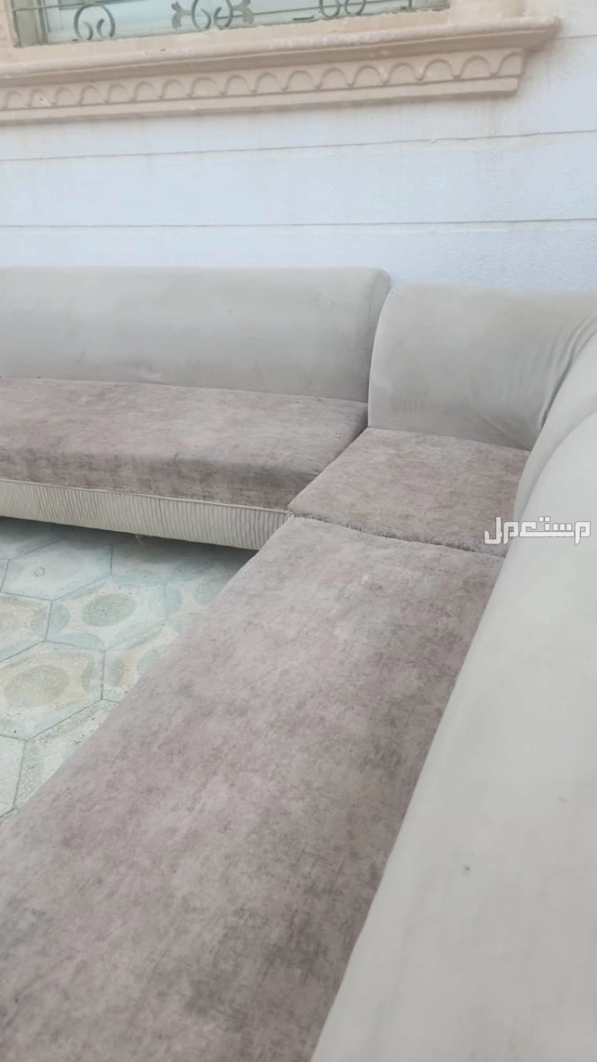 كانت بحاله جيده للبيع تسع قطع  رياض حي العزيزيه سعر 500 ريالرياض حي العزيزيه سعر 500 ريال في الرياض بسعر 500 ريال سعودي
