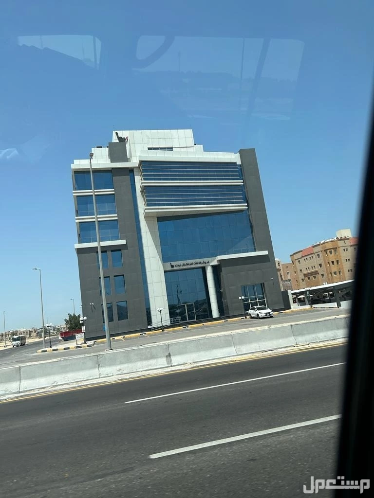 كلادينج وزجاج وجميع انواع الحداده