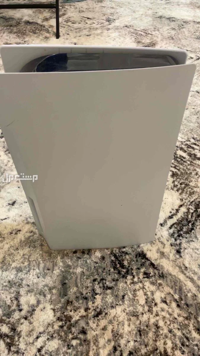 للبيع سوني 5 للبيع  ب القصيم تحديد الرس لايوجد عيوب مده الاستخدام ثلاث اشهر لصامل ب 1350