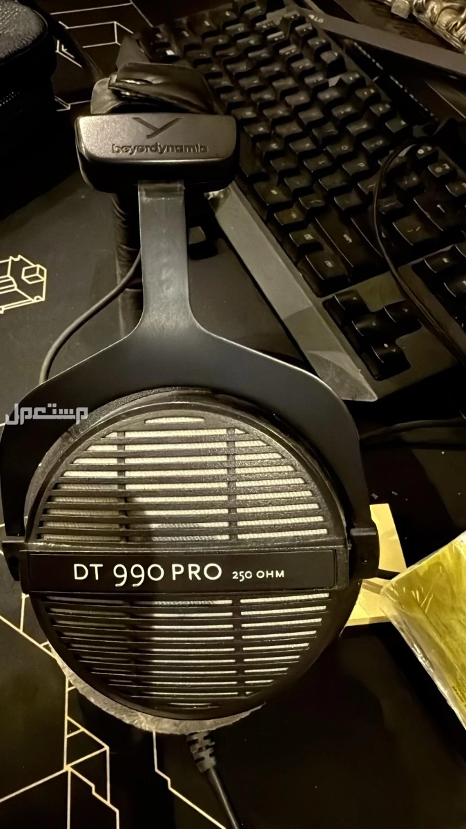 beyerdynamic DT 990 pro سماعات بسلك