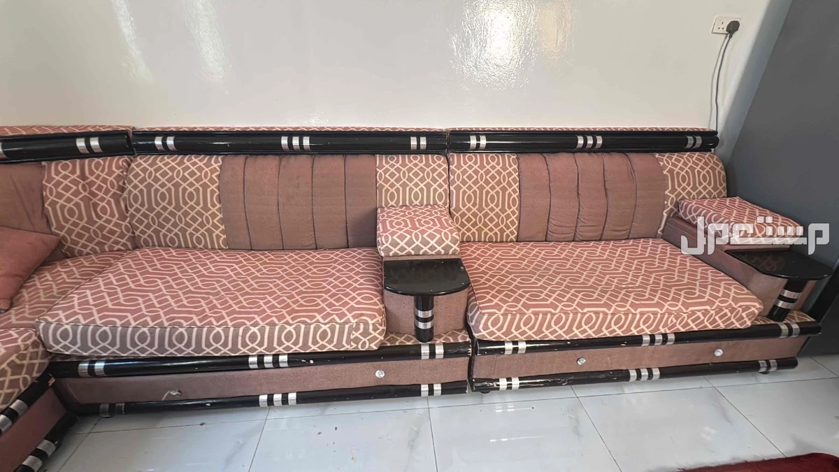 كنب نظيف  في تبوك بسعر 450 ريال سعودي