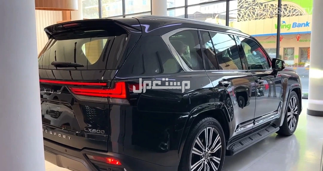 لكزس LX 2023 في الشارقة بسعر 400 ألف درهم إماراتي