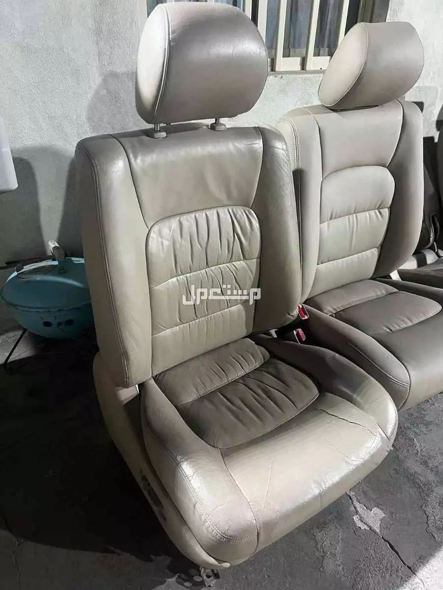 كراسي جيب لكزس Lx470 للبيع  نظيف ومخزن  بسعر 1700 وقابل للتفاوض المعقول