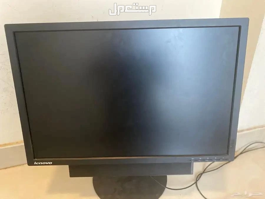 شاشة لينوفا مستعملة  مدعومة بسماعة