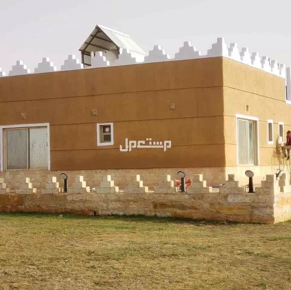 * إنشاء وترميم البيوت التراثية القديمة (مع عزل مياه الأمطار).  * تصميم وتنفيذ مجالس تراثية أصيلة  في الرياض