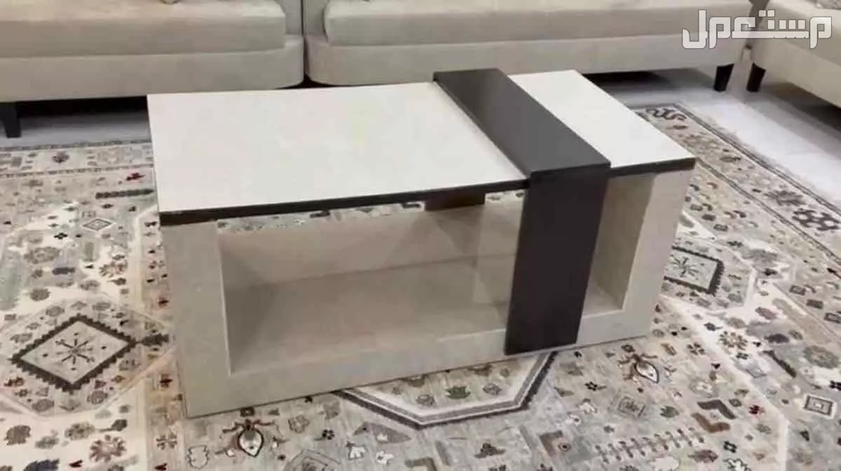طاوله مع طاولات خدمه ست حبات في الطائف في ريحه بالتحديد بسعر 450 ريال سعودي