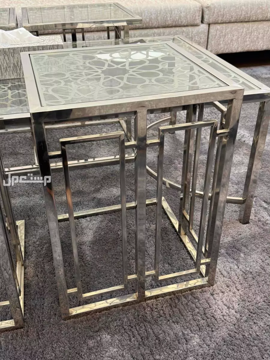 كنب مجلس بكامل ملحقاته للبيع  في الرياض بسعر 1500 ريال سعودي