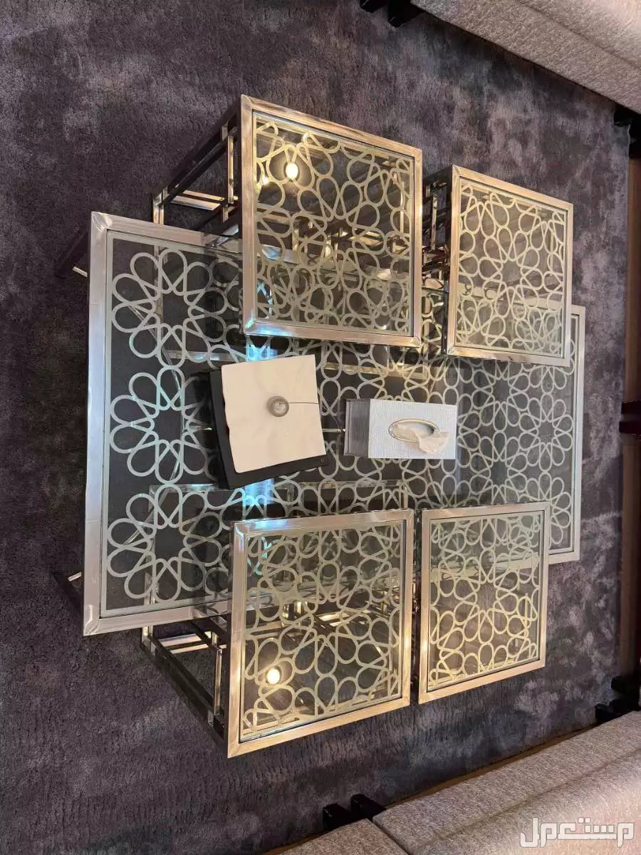 كنب مجلس بكامل ملحقاته للبيع  في الرياض بسعر 1500 ريال سعودي