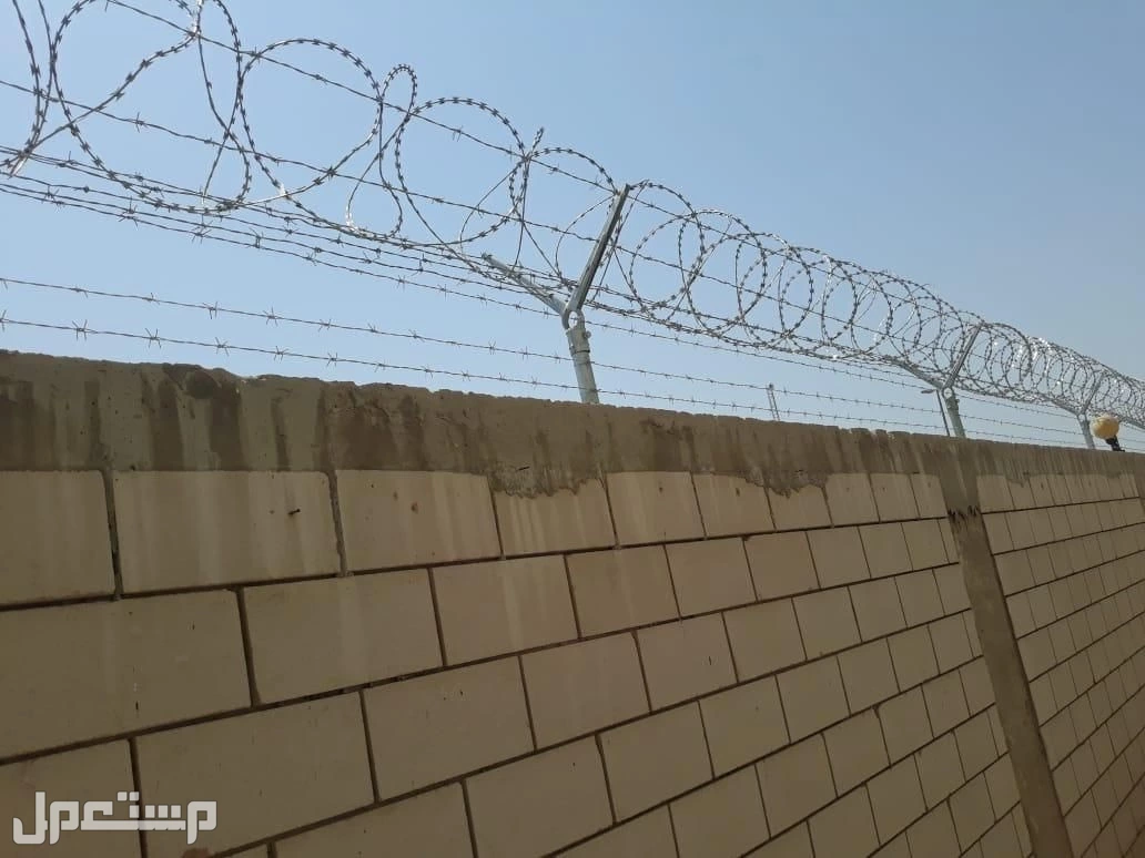 نقوم بتوريد وتركيب جميع السياجات الامنية حسيب المواصفات المطلوبة