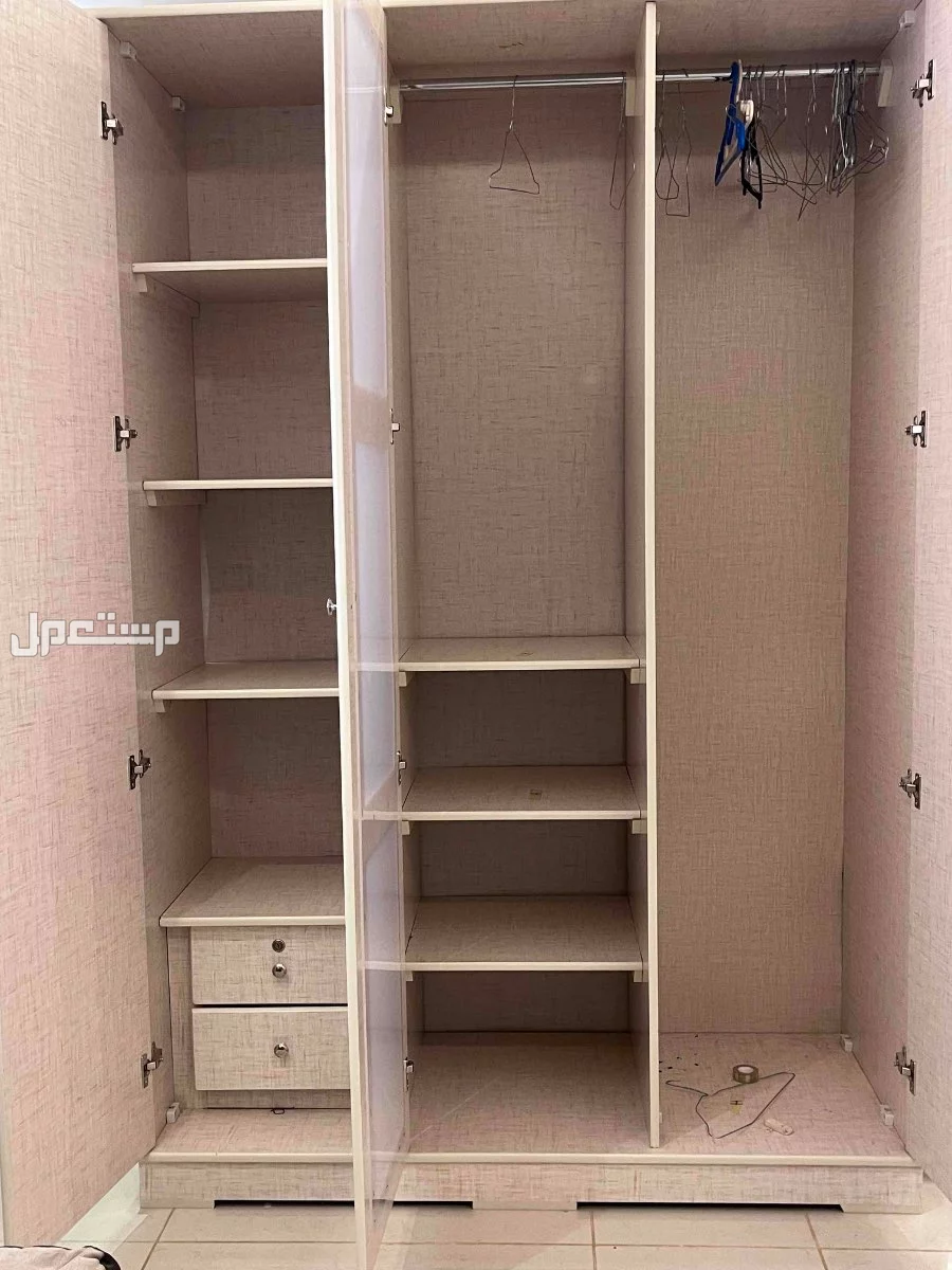 غرفة نوم كاملة للبيع - Bedroom for sale في الرياض