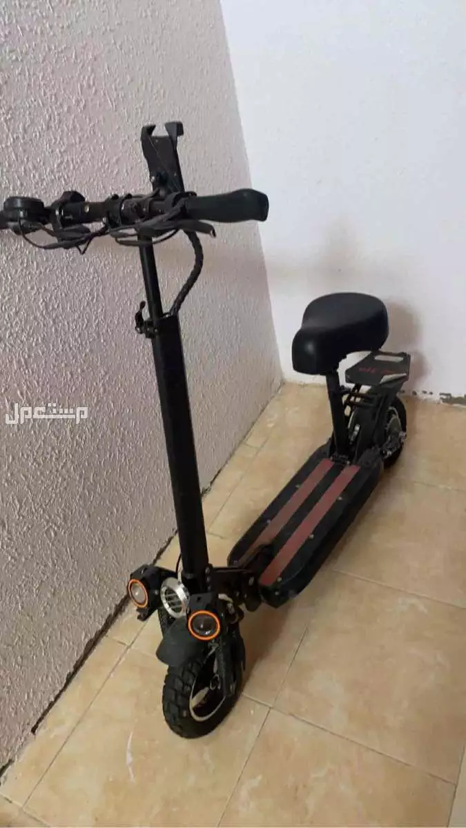 للبيع اسكوتر كهربائي الموقع الحناكية السعر 800