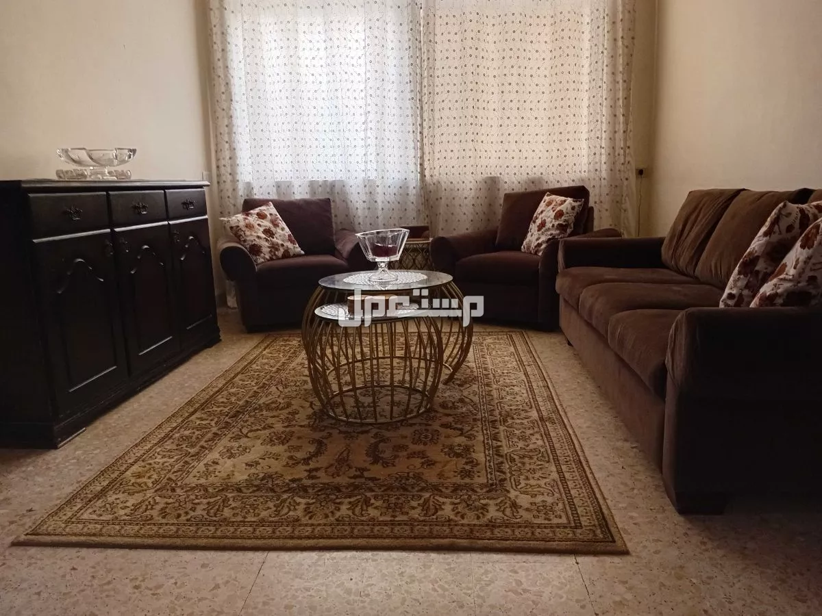 عفش بيت كامل للبيع بحالة ممتازة جدآ لداعي السفر  في أمانة عمان الكبرى بسعر 0 دينار أردني
