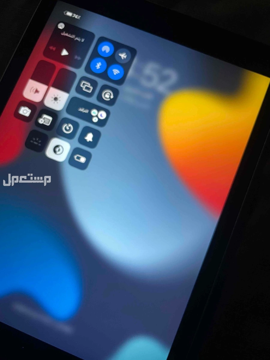 ايباد  في خميس مشيط بسعر 700 ريال سعودي