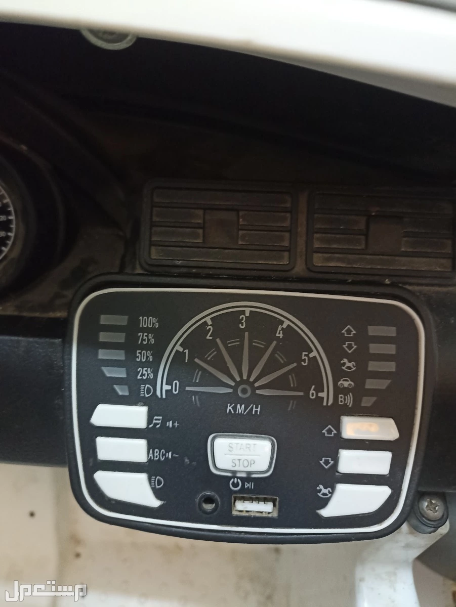 سياره اطفال كهرباء للبيع 111111