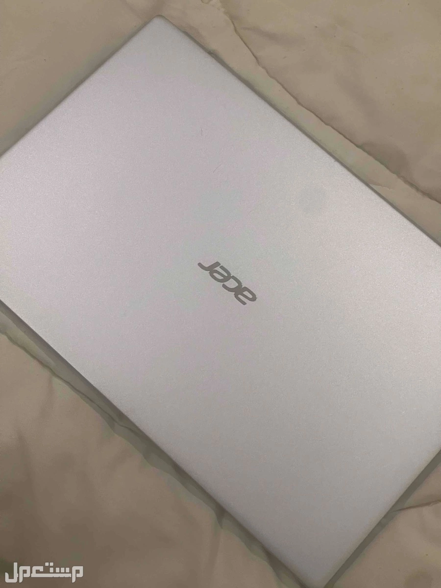 للبيع جهاز لابتوب acer شبه جديد