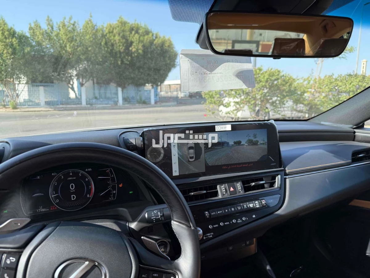 للبيع لكزس ES350 DD 2024 بجدة الفئة ذي نادره عند الوكيل