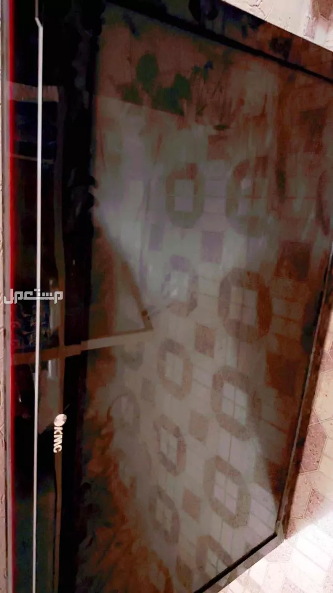 للبيع مستعجل تلفزيون العدد 2 مستعمله على الشرط