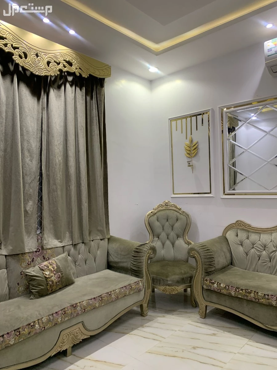 كنب  في الرياض على سوم (10علشان تطبيق يخليني انزل علان)