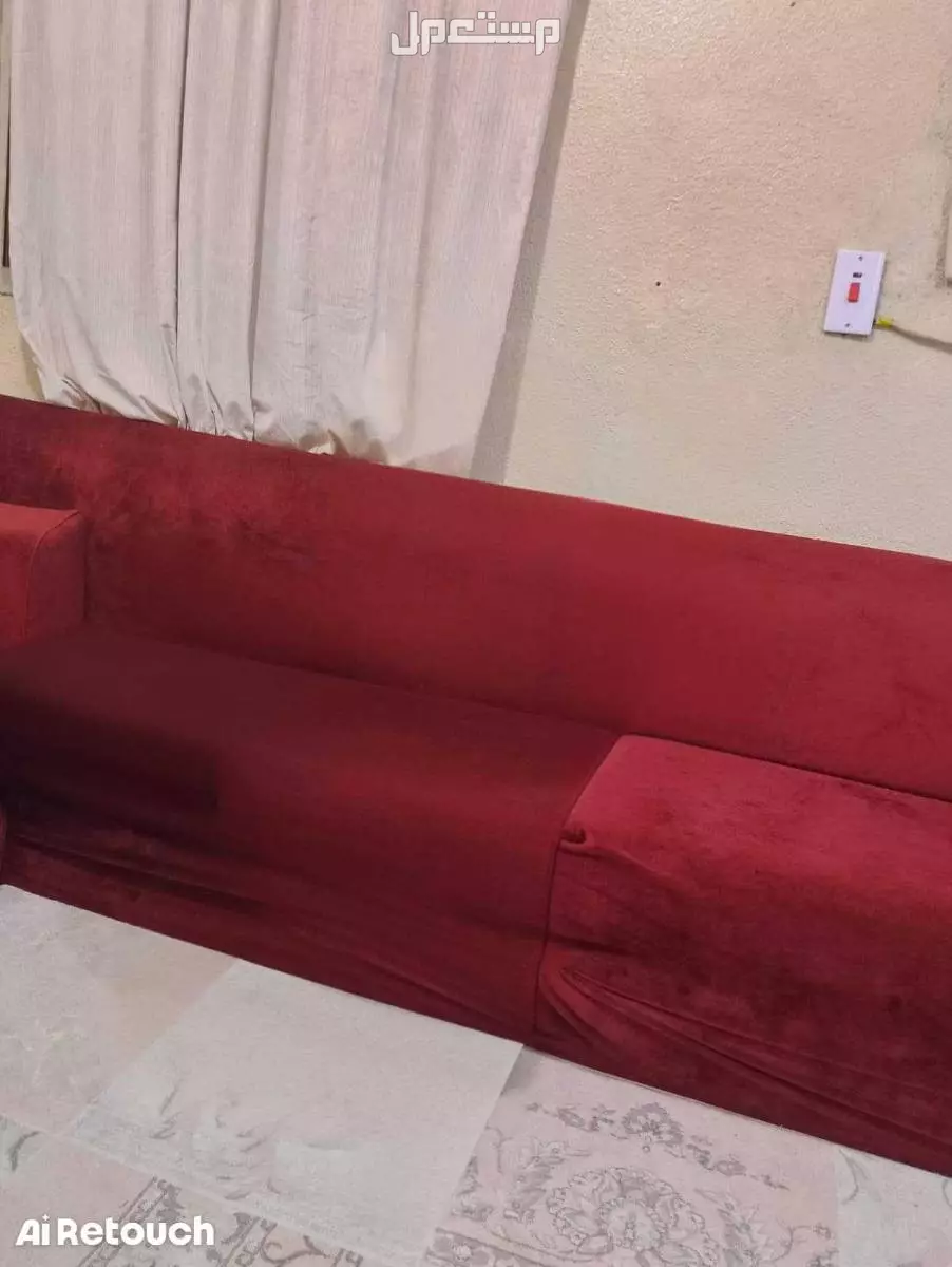 كنب للبيع مستخدم  في جدة بسعر 700 ريال سعودي
