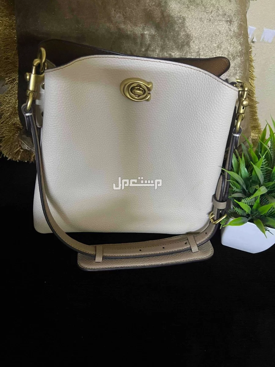 الشنطة يد الماركة كوتش استعمال خفيف