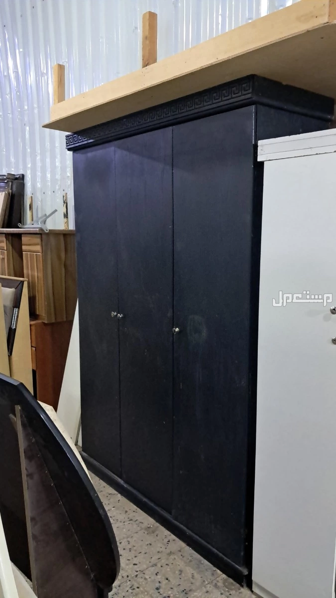 دولاب في الرياض بسعر 300ريال سعودي