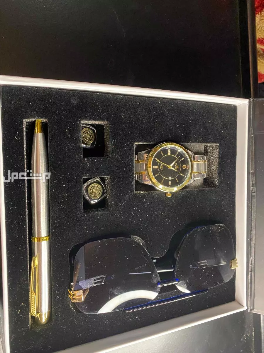 للبيع اطقم ساعات في الرياض بسعر 40 الى 50 ريال
