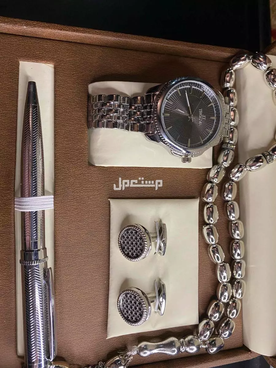 للبيع اطقم ساعات في الرياض بسعر 40 الى 50 ريال