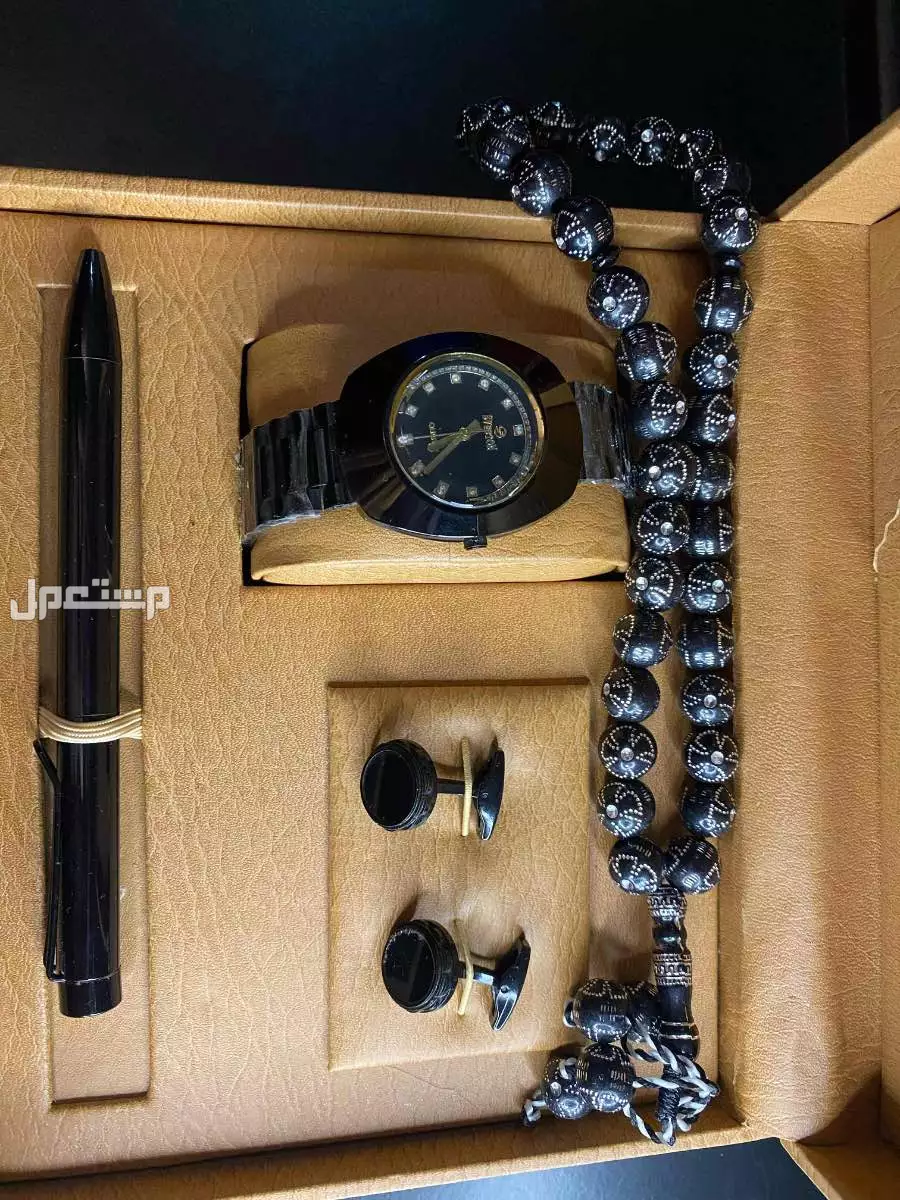 للبيع اطقم ساعات في الرياض بسعر 40 الى 50 ريال