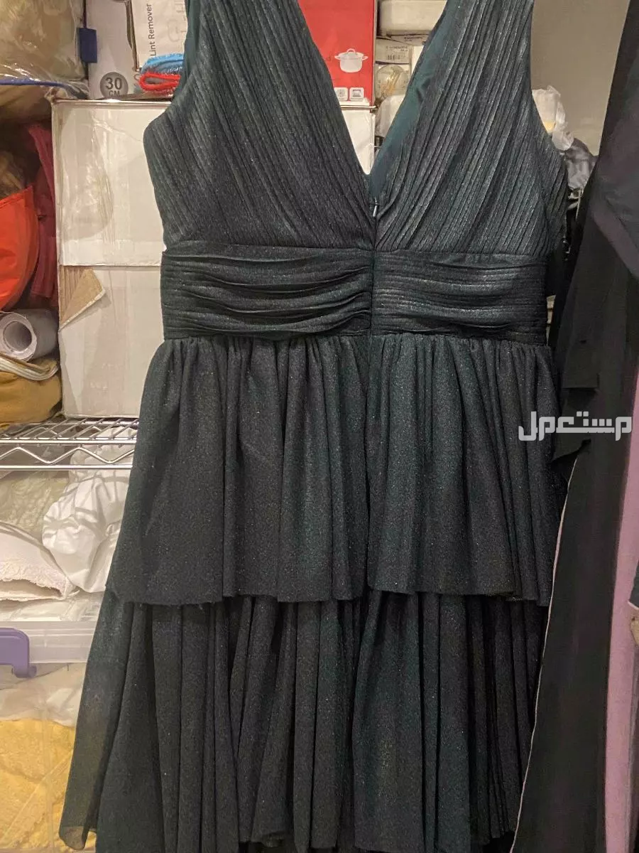 فستانين مقاس L جديده سعر كل فستان 400ريال