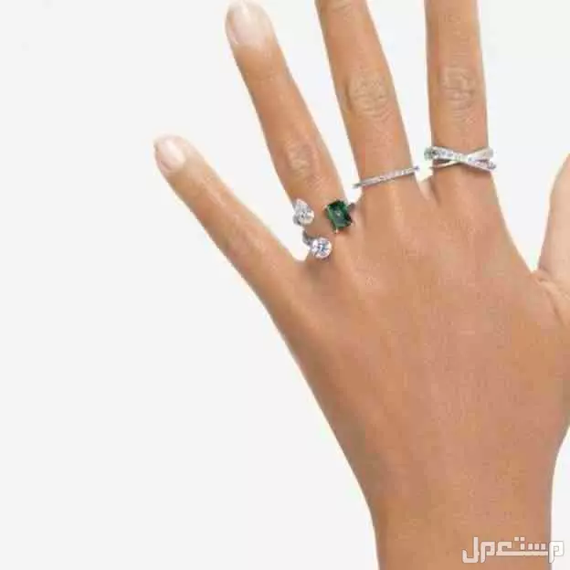 للبيع - خاتم وسوار  مجموعة Swarovski Millenia باللون الأخضر (Emerald Green)