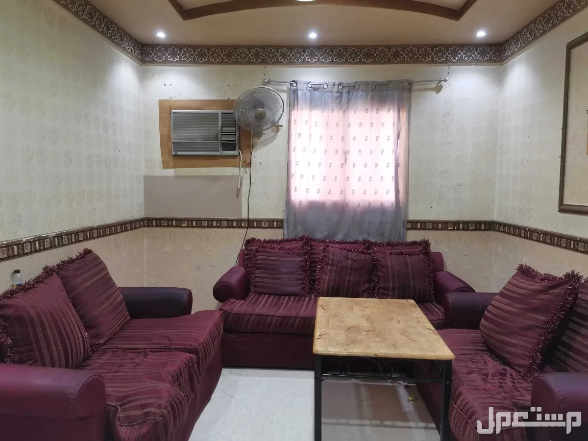 كنب  في الرياض بسعر 500 ريال سعودي