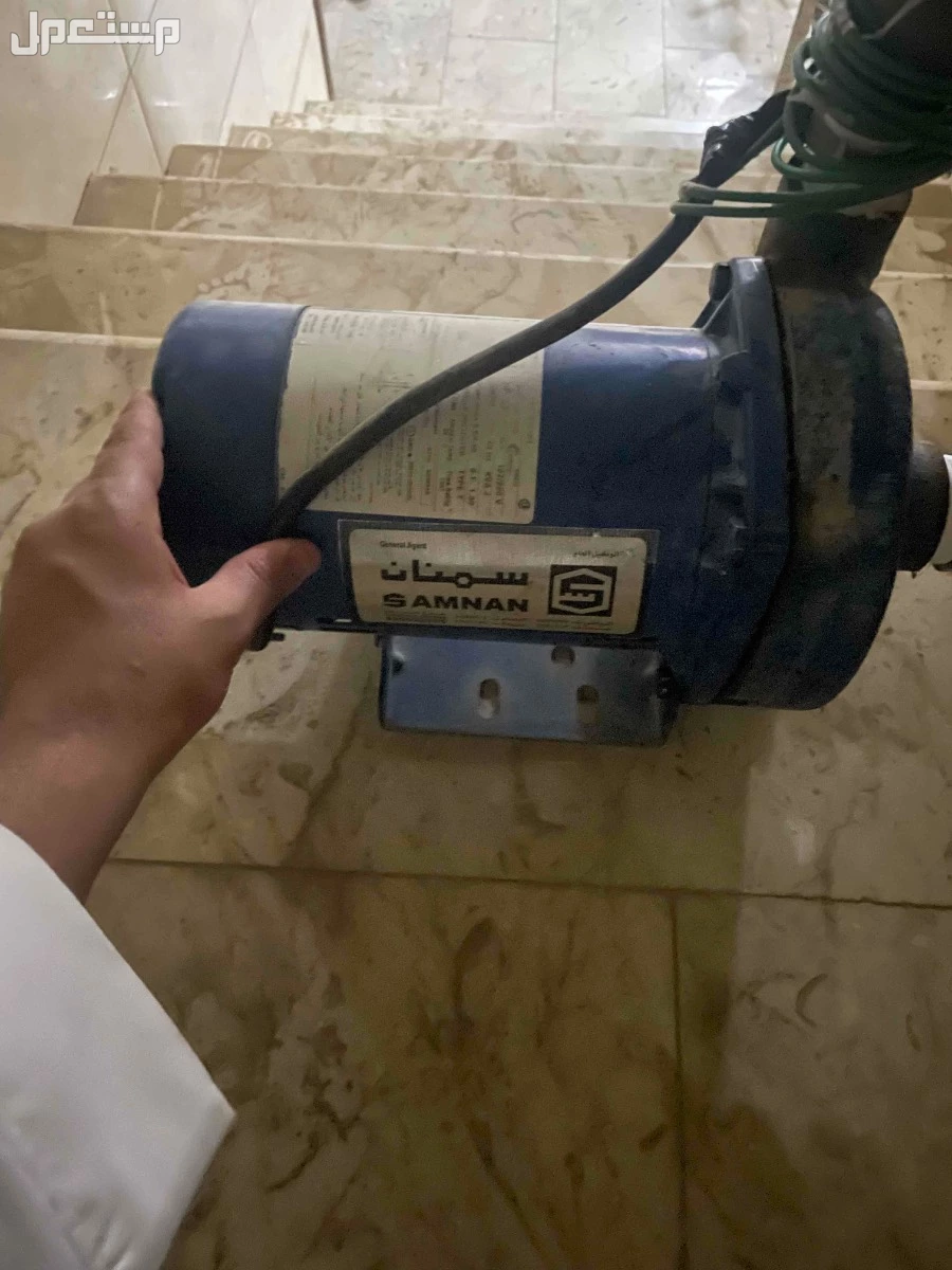 للبيع دينمو سمنان  نظيف فقط المروحة ضعيفة تم تغيرها سابقا بمروحة تجارية دينمو سمنان