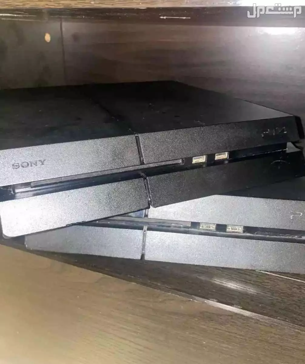 سوني فور 4 في الرياض بسعر 750 ريال سعودي