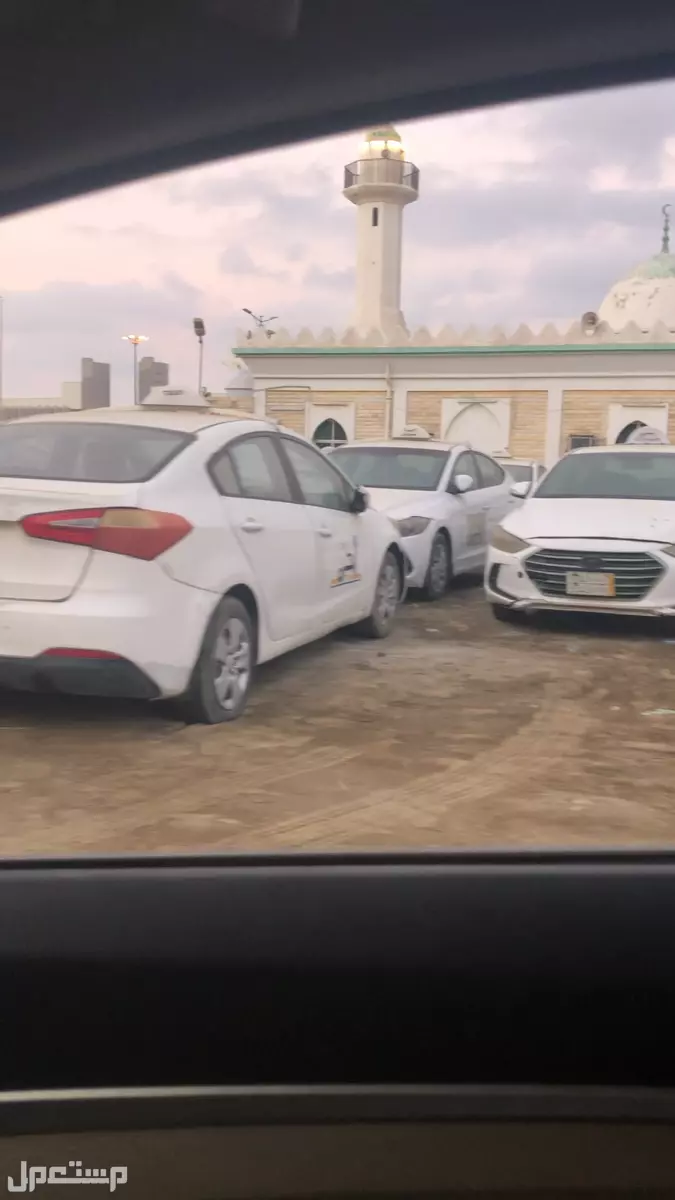 فرصه في جيزان / 21 للبيع بسعر الجمله مركبات كيا و هونداي ( اسقاط تشليح )  بسعر خاص