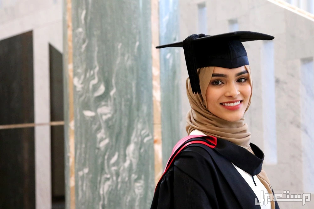 أجمل عبارات تهنئة للخريجات 2025.. كلمات مؤثرة تُلامس القلب أجمل كلمات وعبارات للخريجات مؤثرة